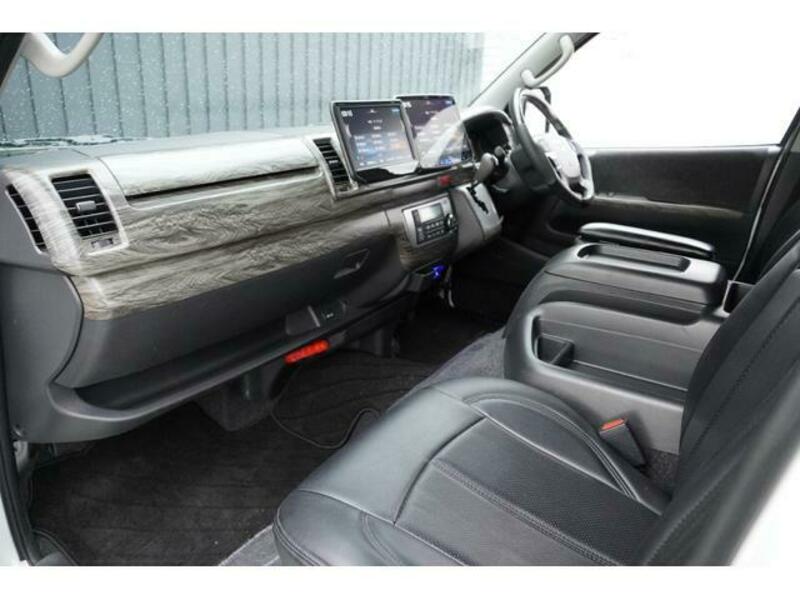 HIACE WAGON