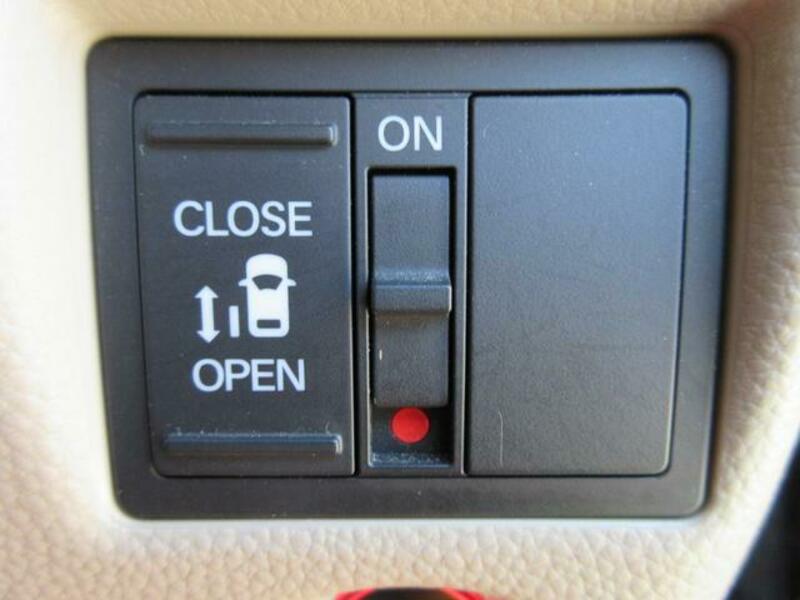 N BOX