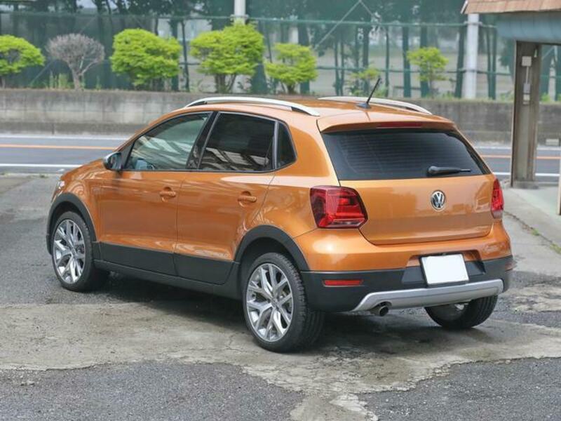 POLO