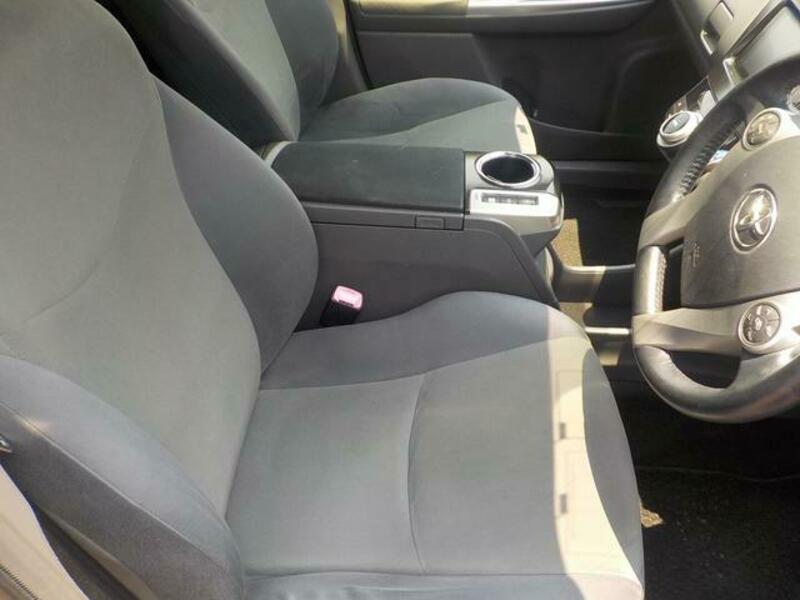PRIUS ALPHA