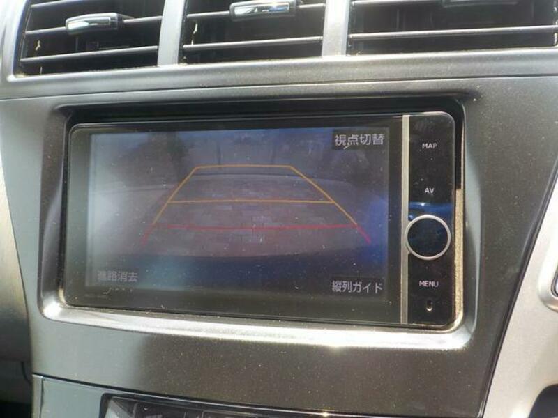 PRIUS ALPHA