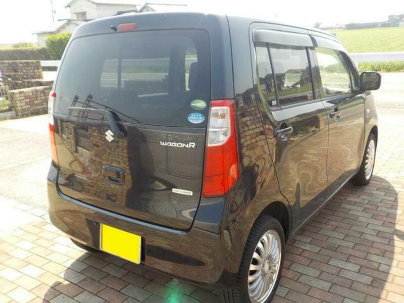 WAGON R