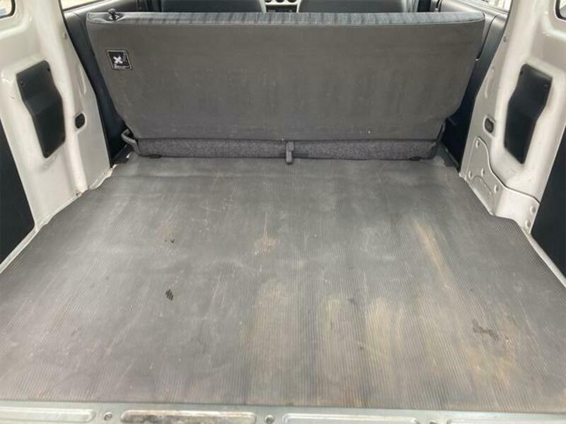 ACTY VAN