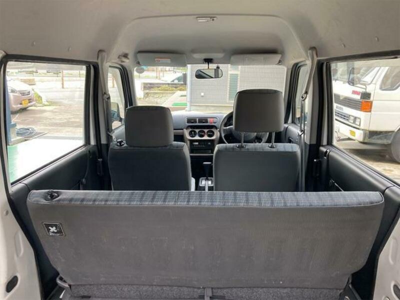 ACTY VAN
