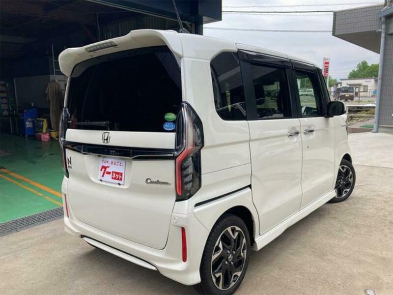 N BOX CUSTOM
