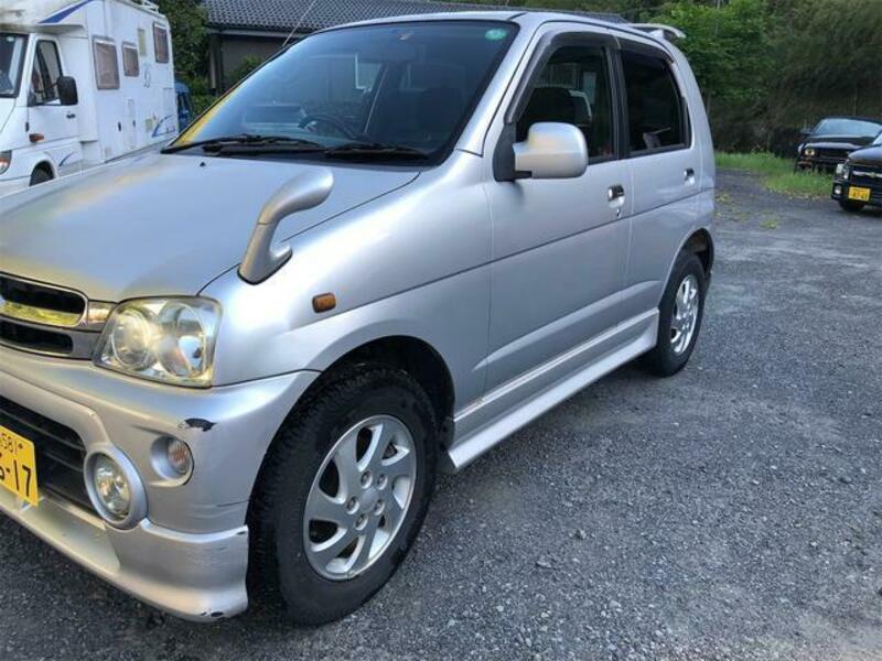 DAIHATSU TERIOS KID