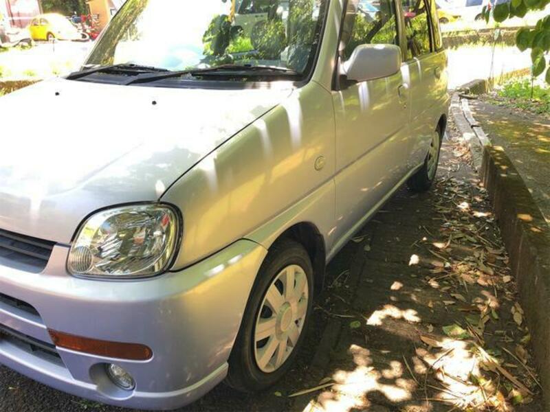 PLEO