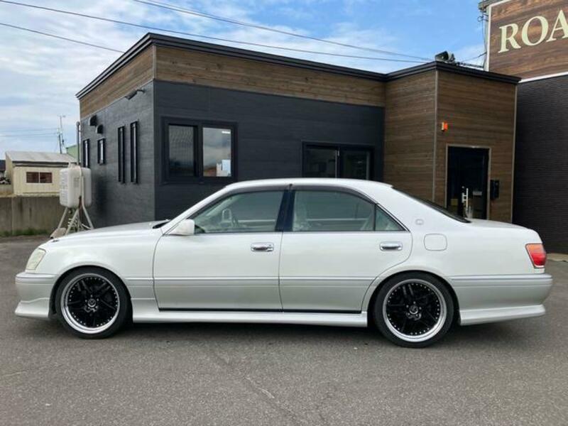 CROWN