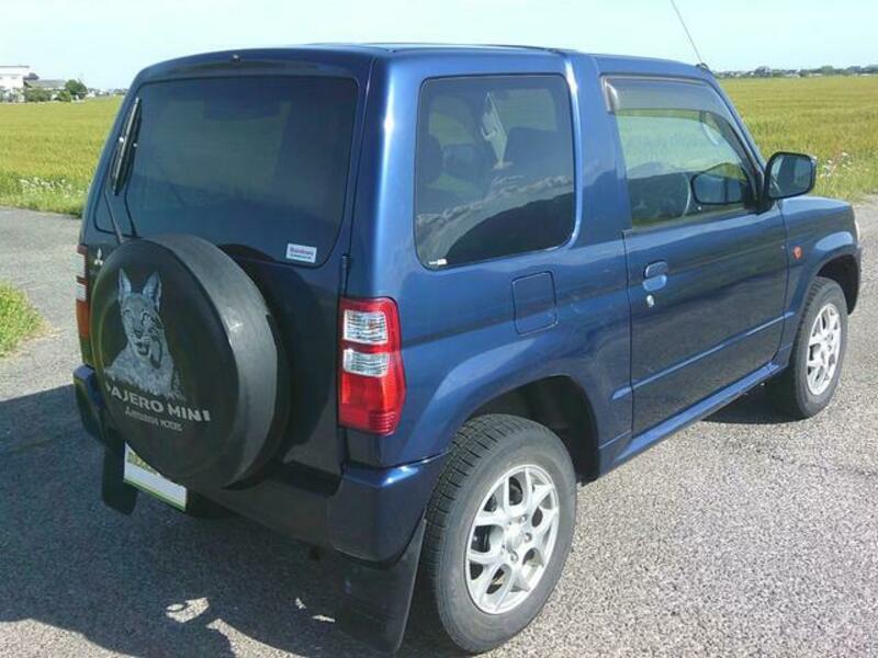 PAJERO MINI