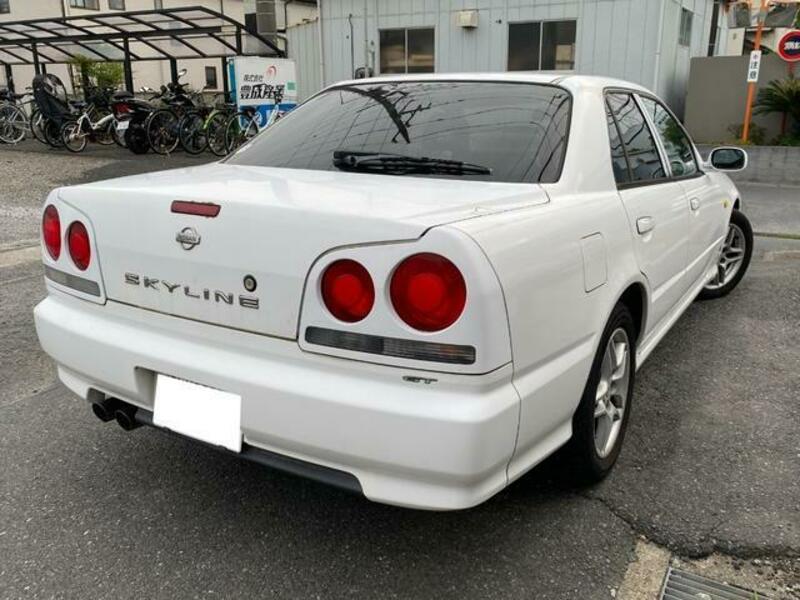 SKYLINE