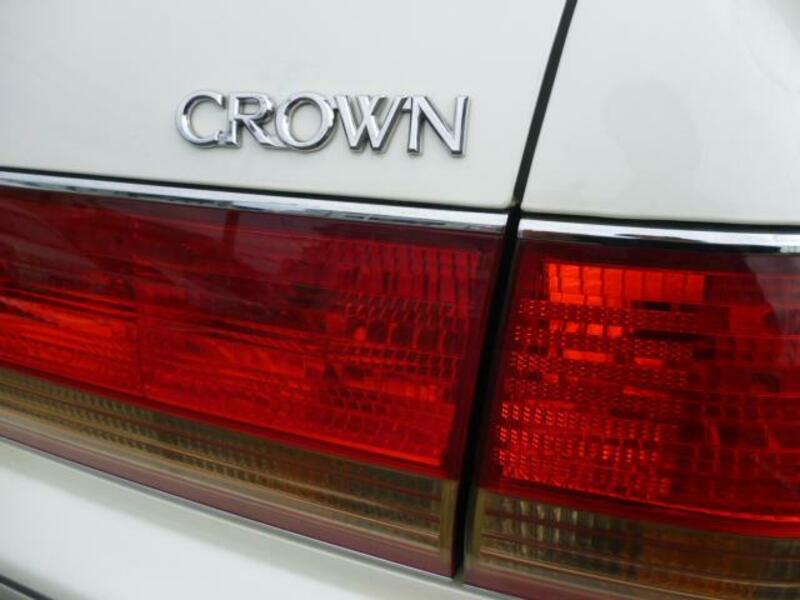 CROWN