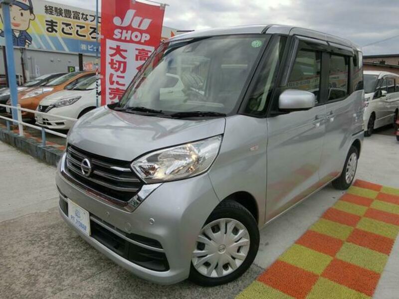 NISSAN DAYZ ROOX