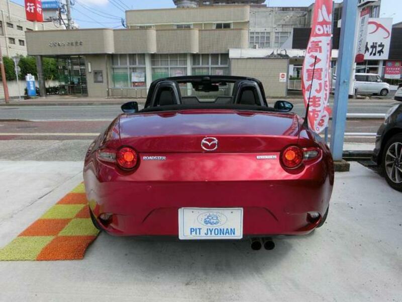 ROADSTER