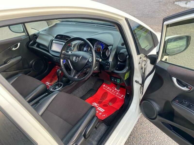 FIT HYBRID