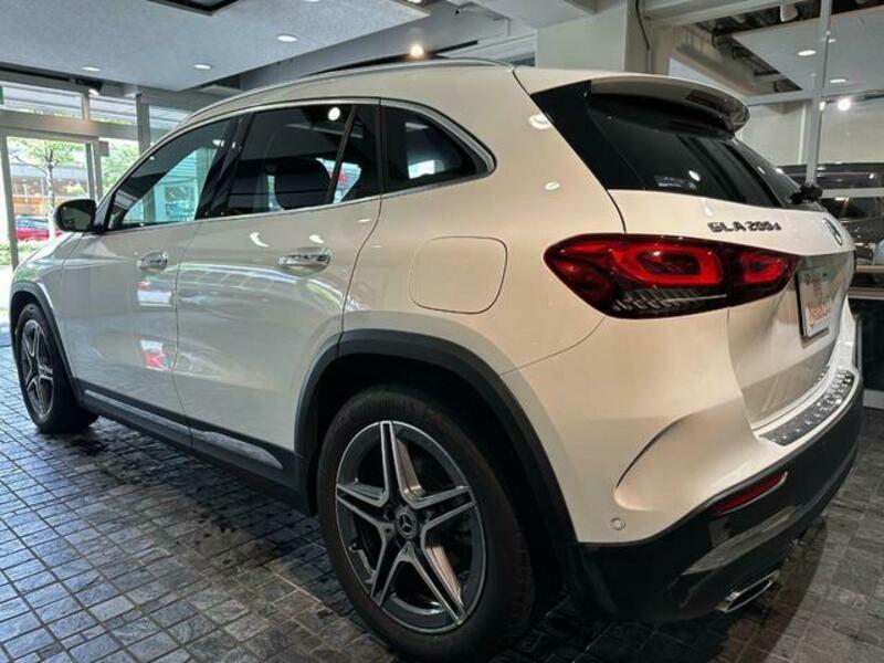 GLA CLASS