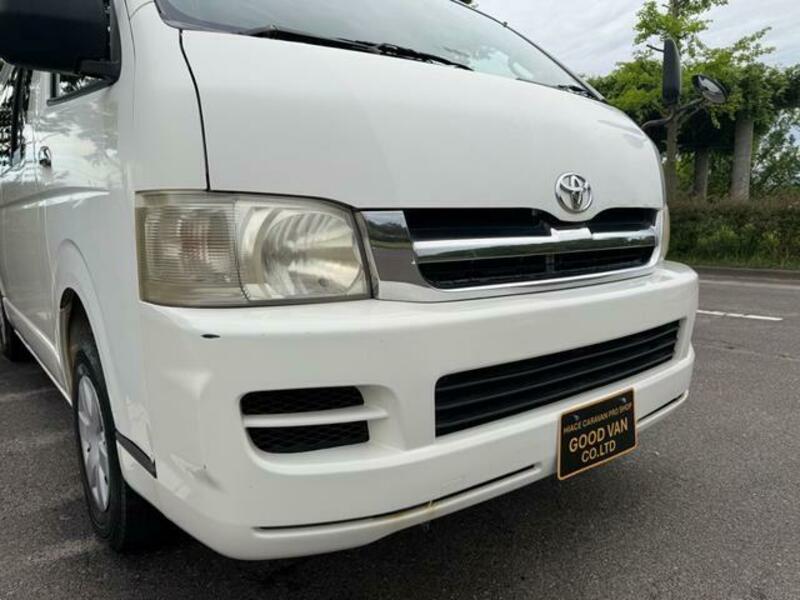 HIACE COMMUTER