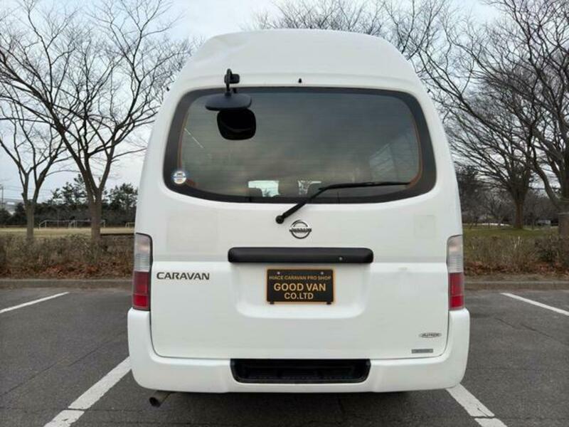 CARAVAN BUS