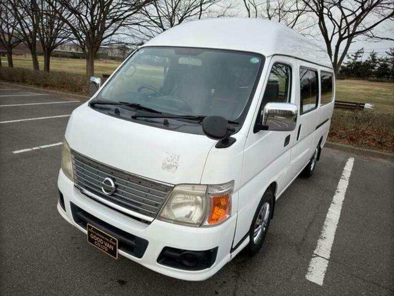 CARAVAN BUS
