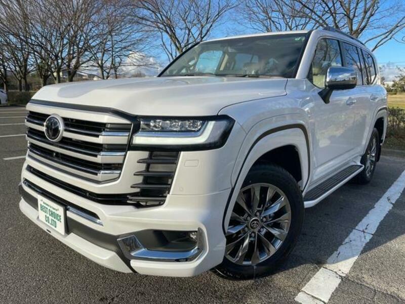 LAND CRUISER