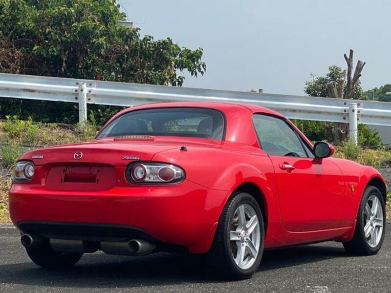 ROADSTER