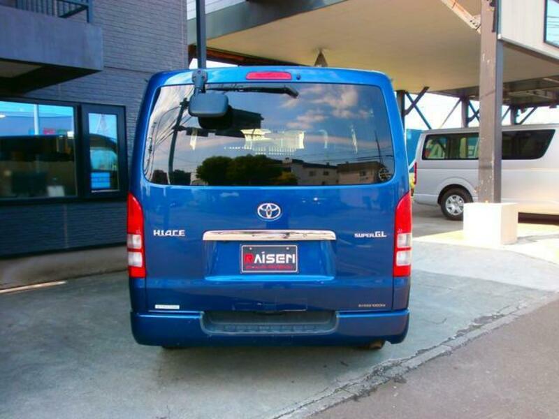 HIACE VAN