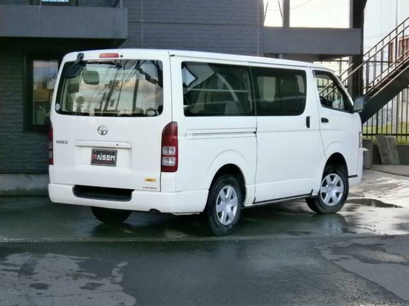 HIACE VAN
