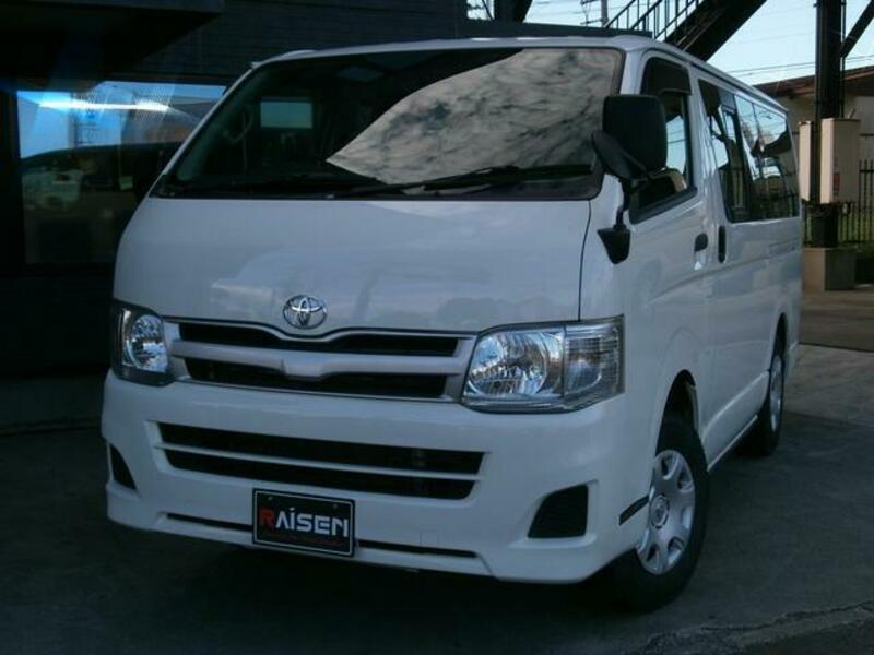 HIACE VAN
