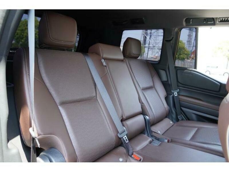 LAND CRUISER 250