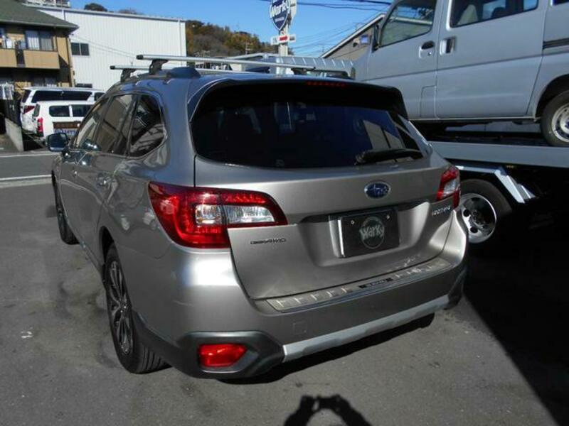 LEGACY OUTBACK