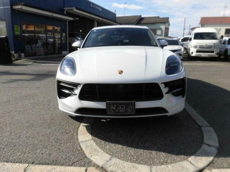 MACAN