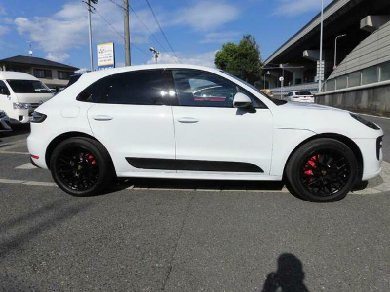 MACAN