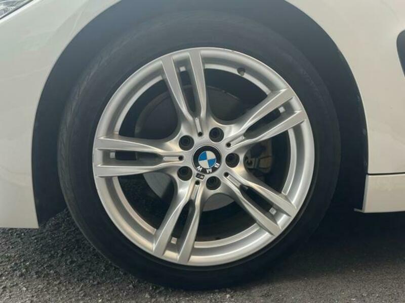 4 SERIES