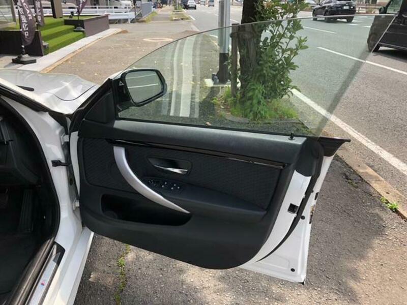 4 SERIES