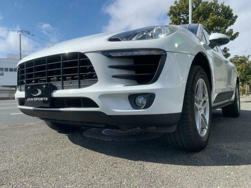 MACAN