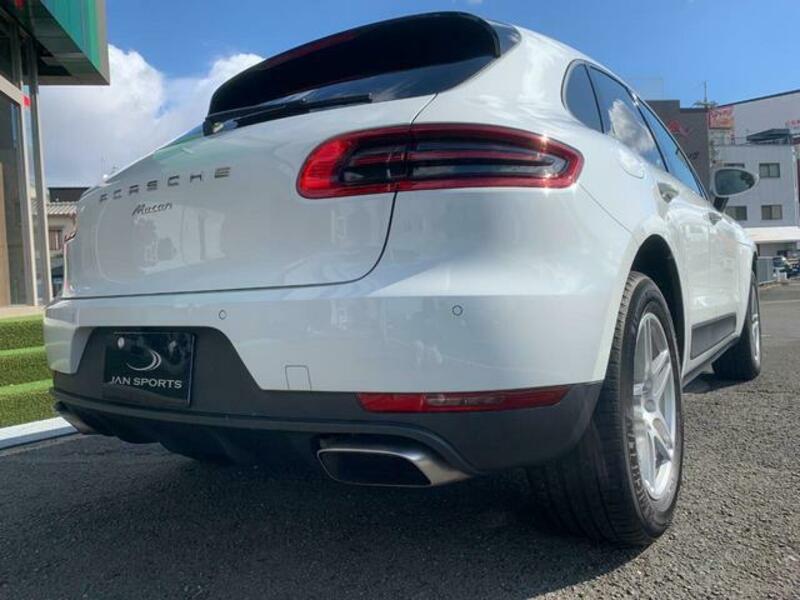 MACAN