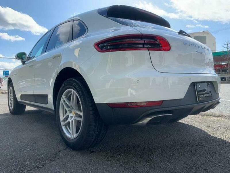 MACAN