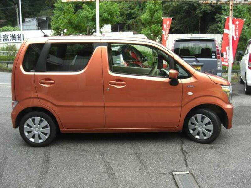 WAGON R