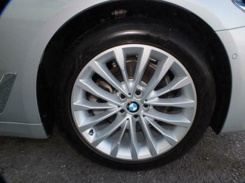 5 SERIES
