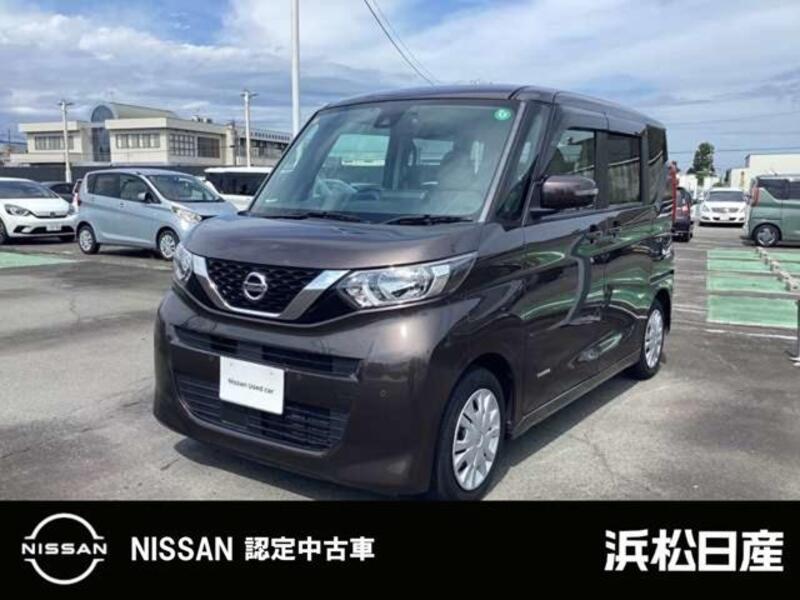 NISSAN ROOX