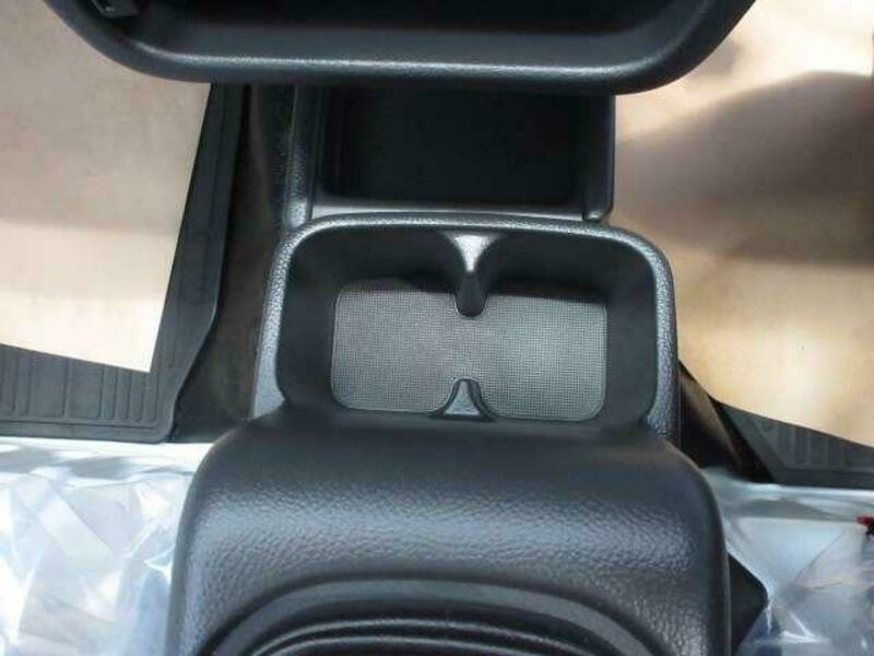 CLIPPER TRUCK