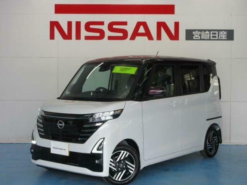 NISSAN ROOX