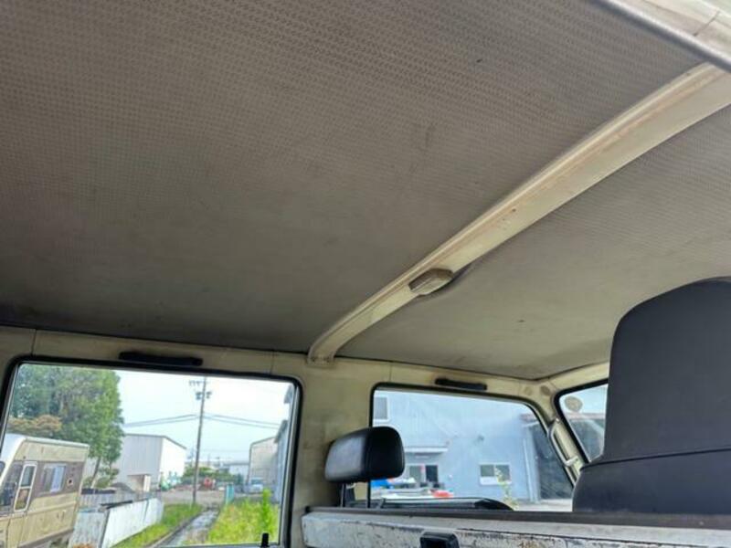 HIACE TRUCK