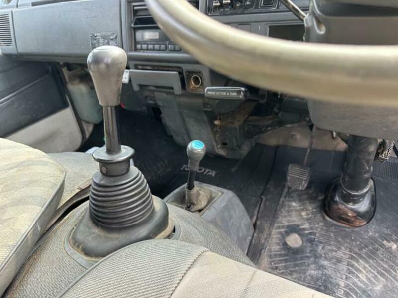HIACE TRUCK