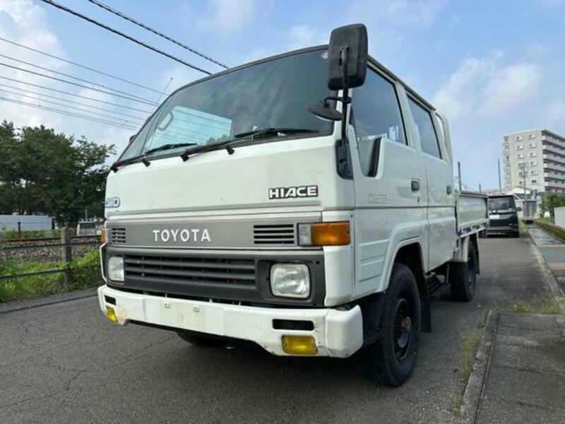 TOYOTA HIACE TRUCK