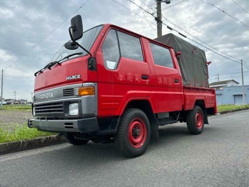 TOYOTA HIACE TRUCK