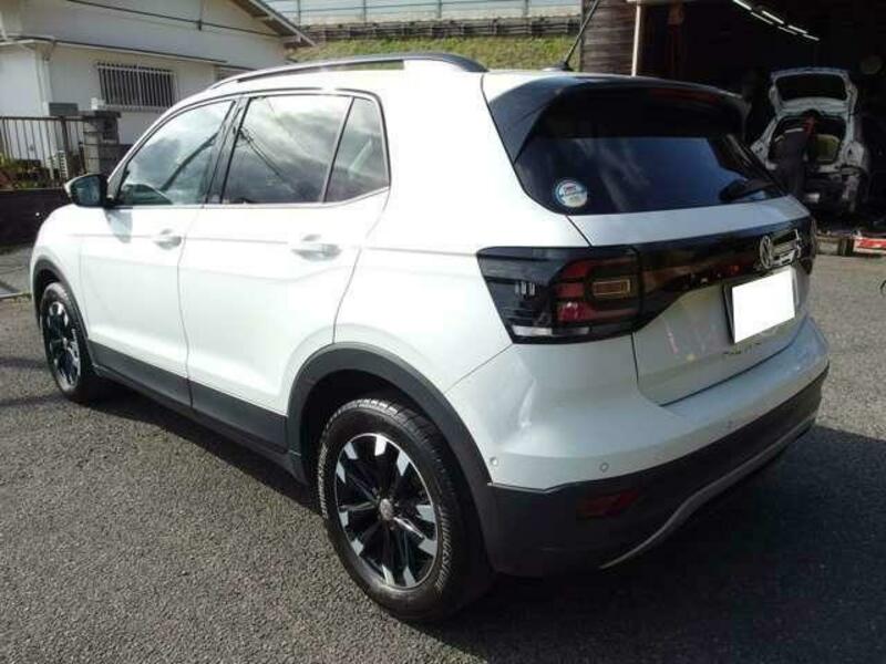 T CROSS
