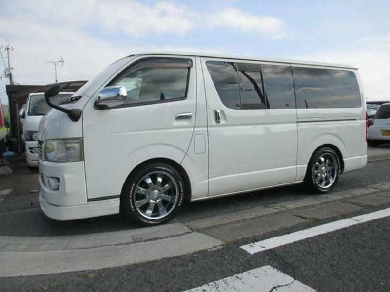 HIACE VAN