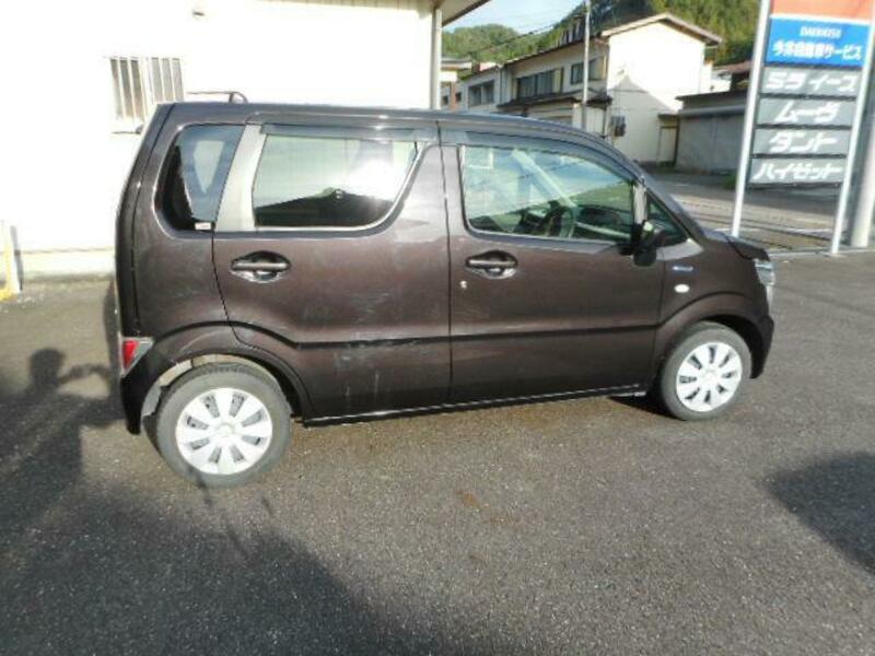 WAGON R