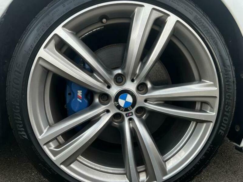 4 SERIES