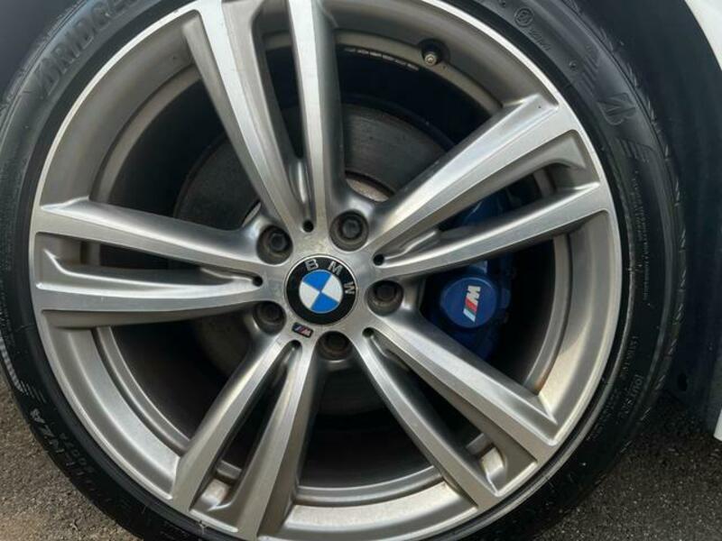 4 SERIES